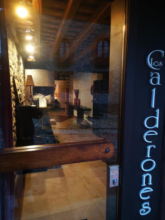 Posada Los Calderones Сантильяна-дель-Мар Экстерьер фото