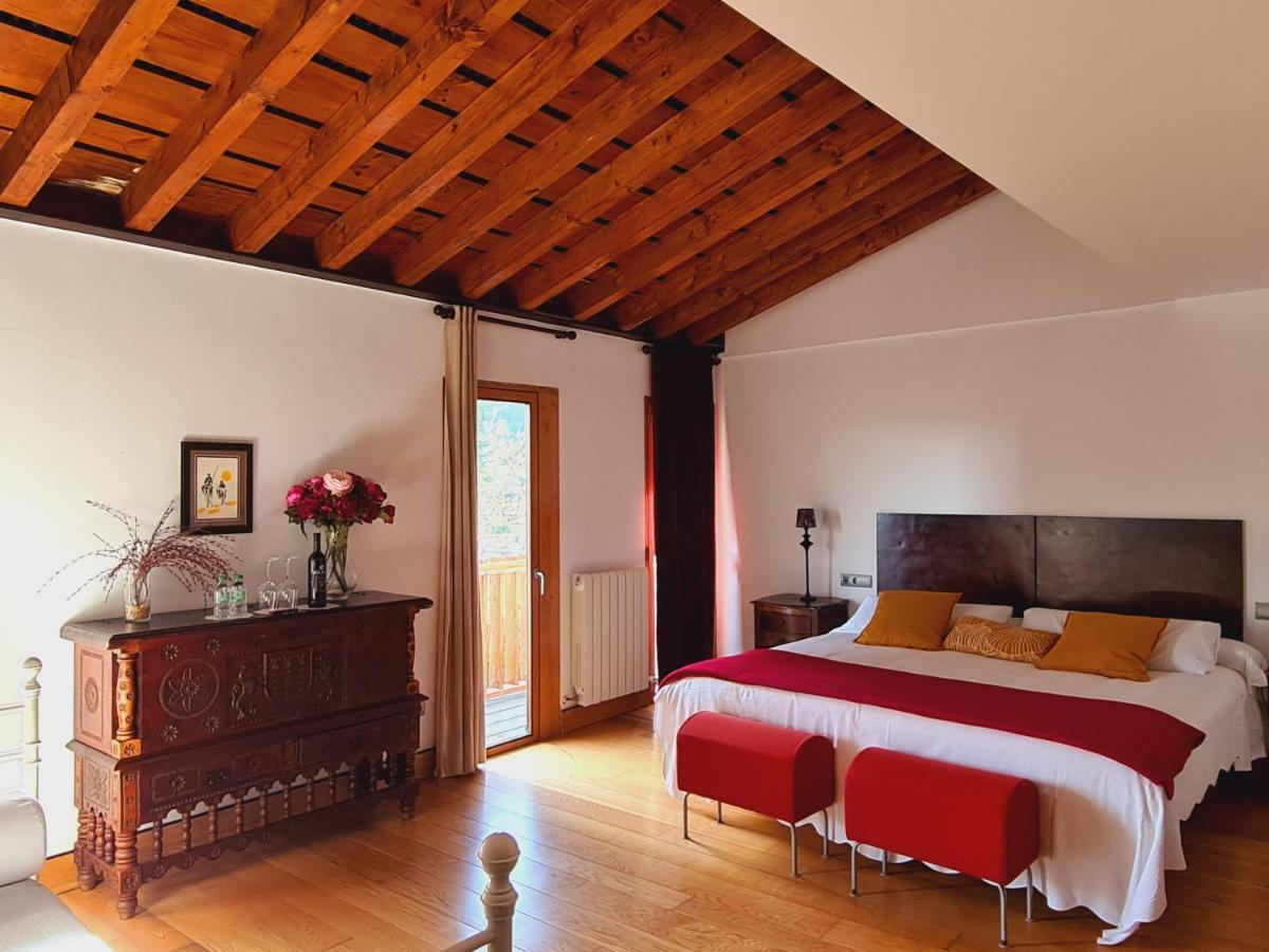 Posada Los Calderones Сантильяна-дель-Мар Экстерьер фото